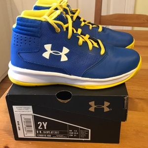 Under Armour Boys basketball shoes